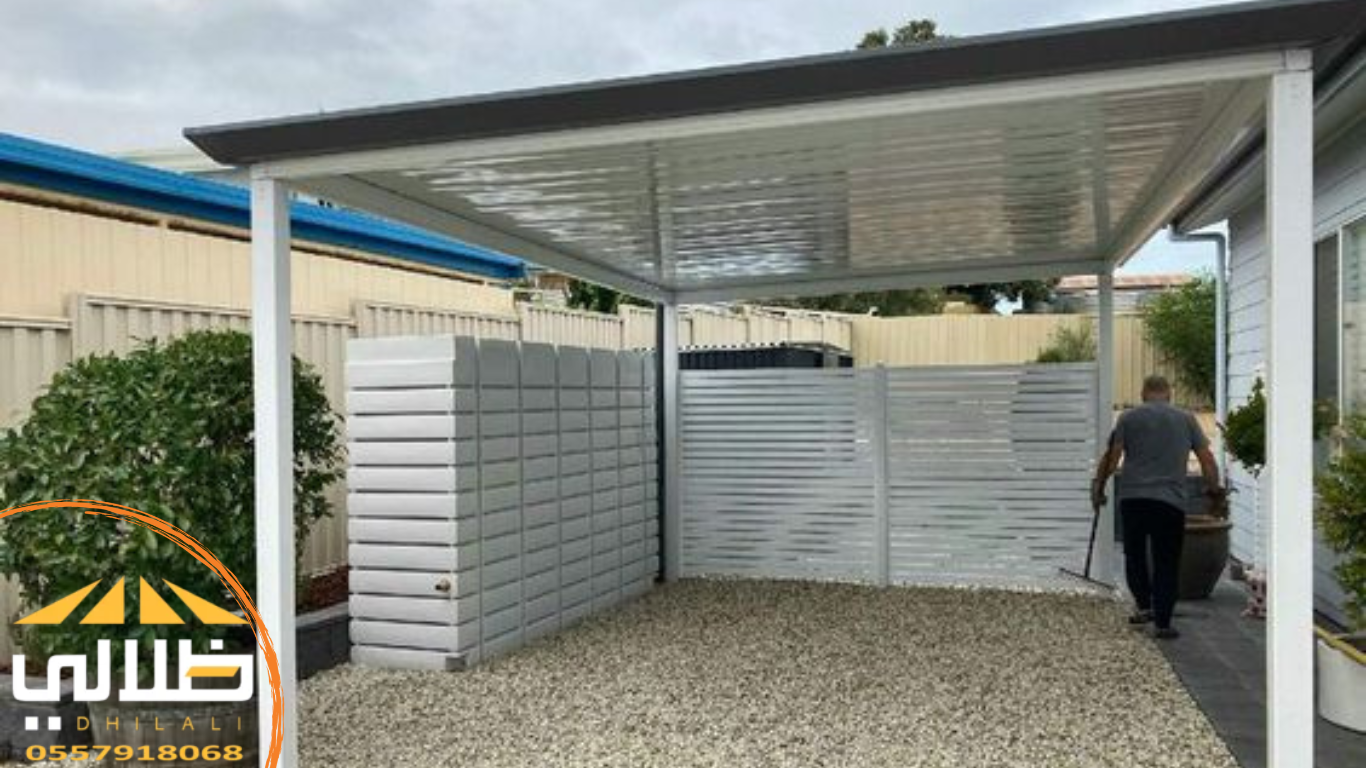 مظلات خزانات المياه بالرياض