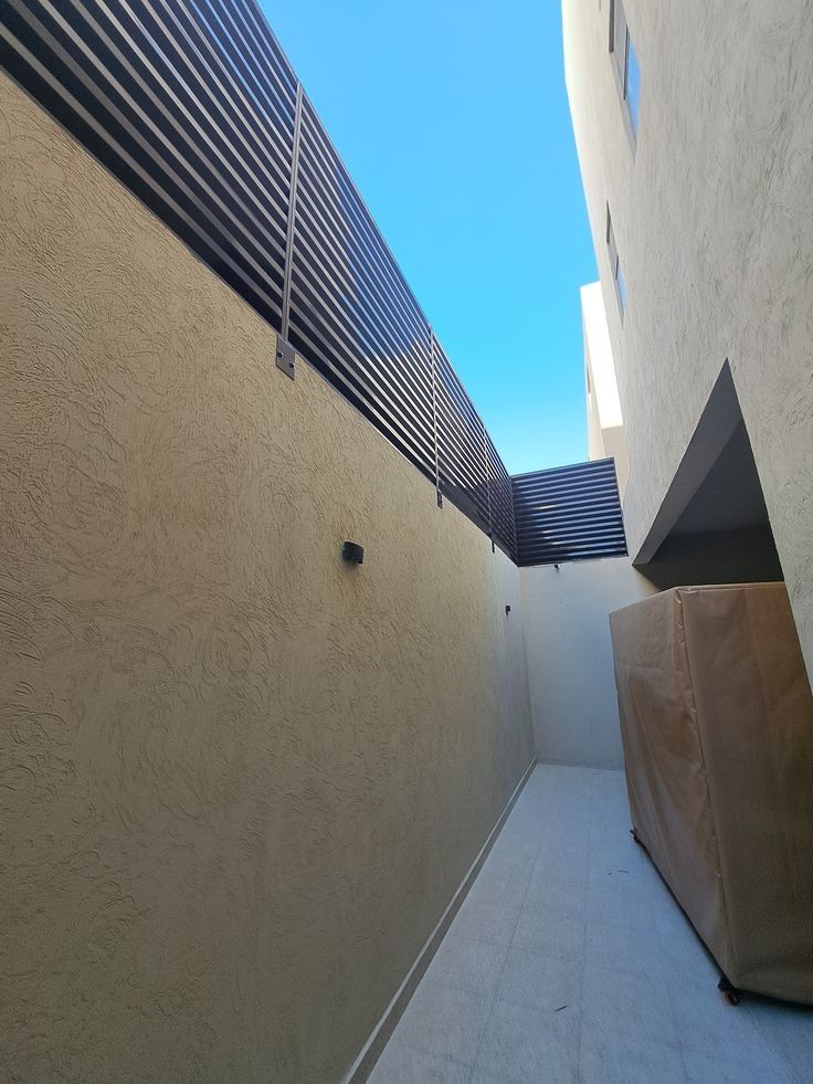 كيف تختار نوع الساتر المناسب لاحتياجك؟