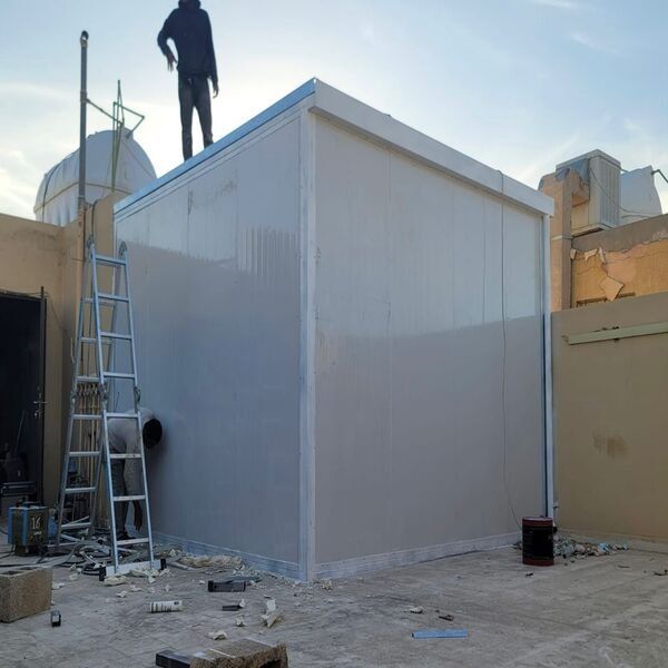 ساندوتش بانل حسب المواصفات